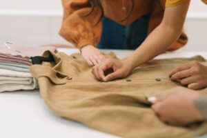 Sustainable Clothing Brands Made in the USA: What to Look For